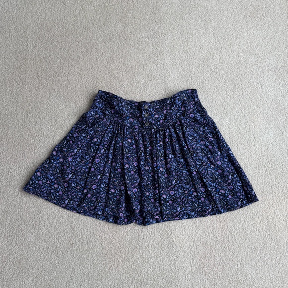 American Eagle Outfitters Dresses & Skirts - *SALE*TAKE 50%OFF* American Eagle Blue and Purple Floral Mini Skirt, Size L